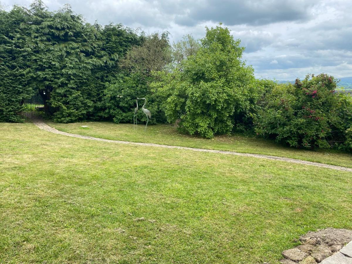 Pippin Lodge Llanwrda Kültér fotó